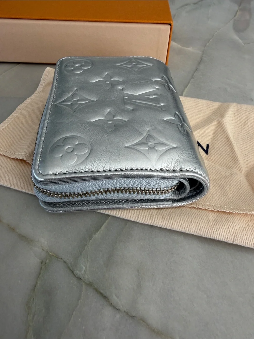 Louis Vuitton louis vuitton